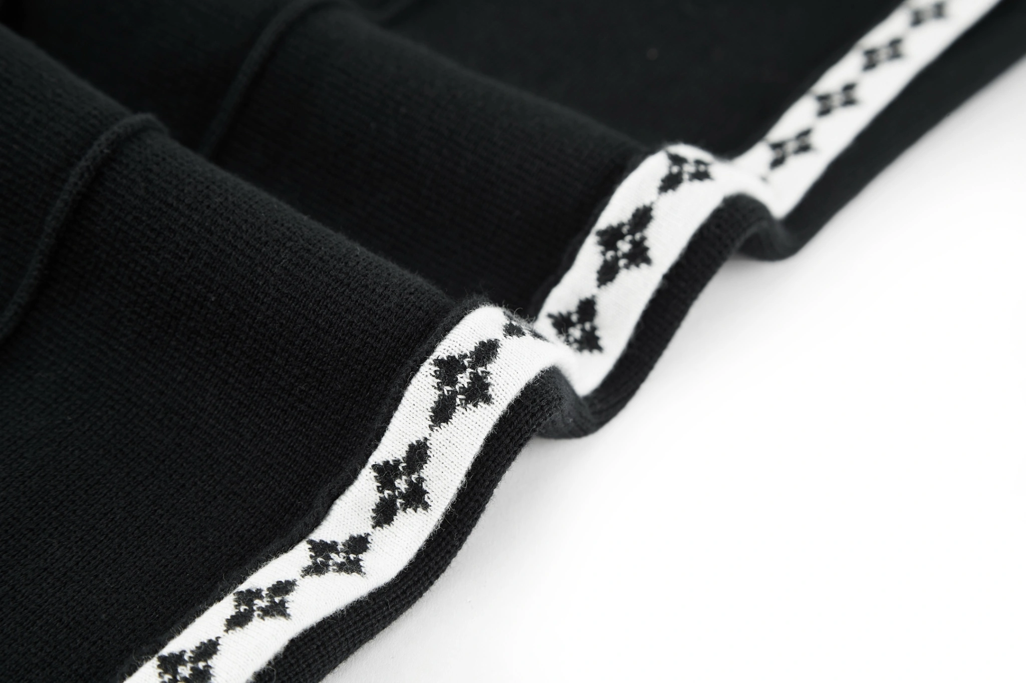 wg.luxury- 8V wool Cotton embroidery item:E-F509K1667H